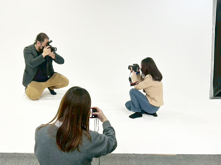 EC制作の作業風景 - 18年のEC運営実績